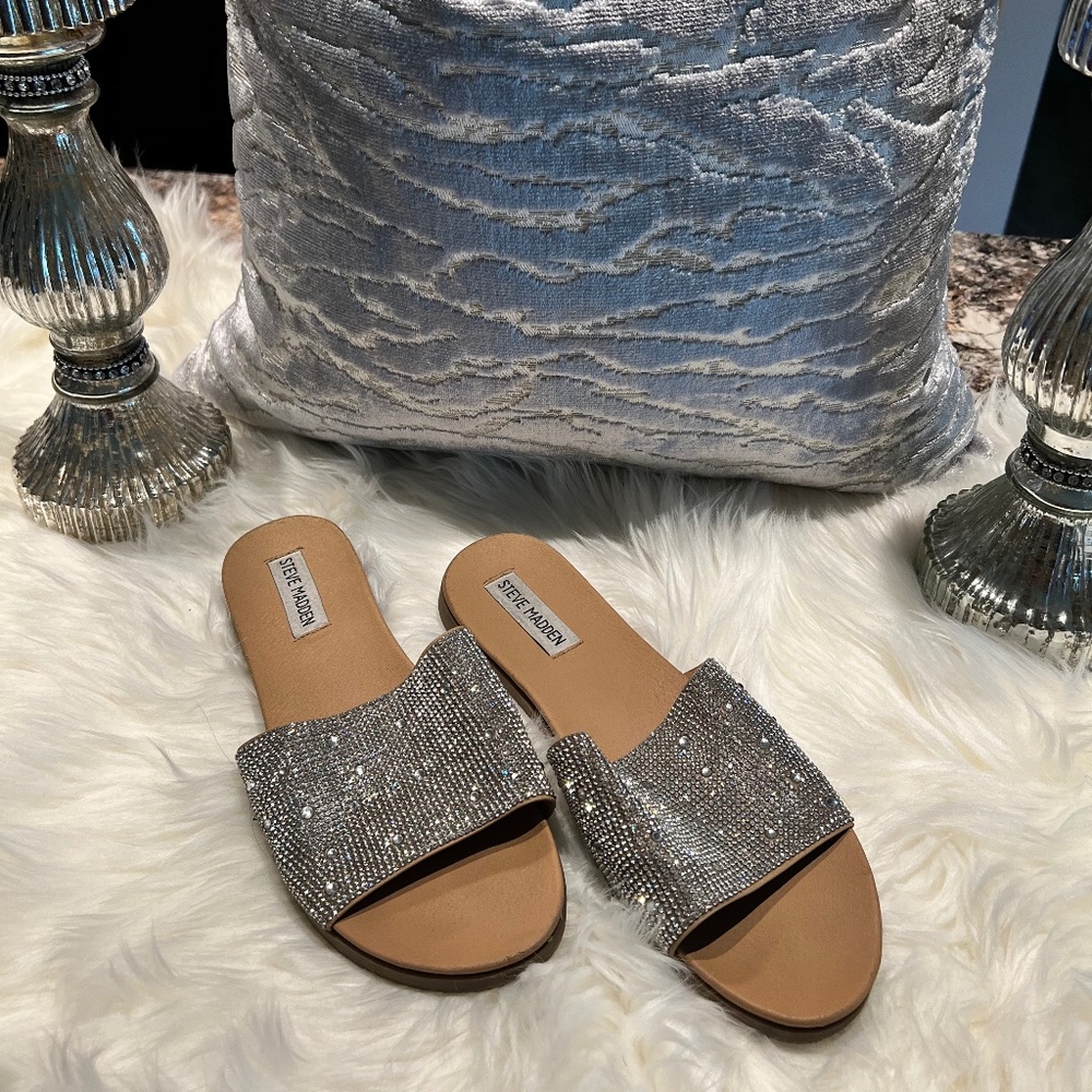 Summer sandals